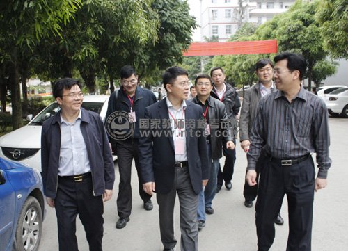 教育部“中小学和幼儿园教师资格考试”巡视组到广西师范学院检查工作