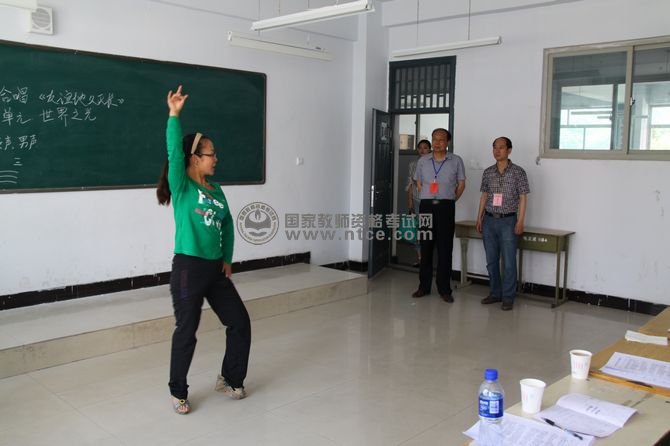 甘肃天水574人参加教师资格认定教学能力测试